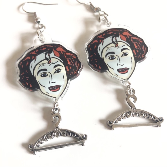 Mommy Dearest No Wire Hangers Acrylic Joan Crawford Drop Dangle Earrings - Picture 3 of 10